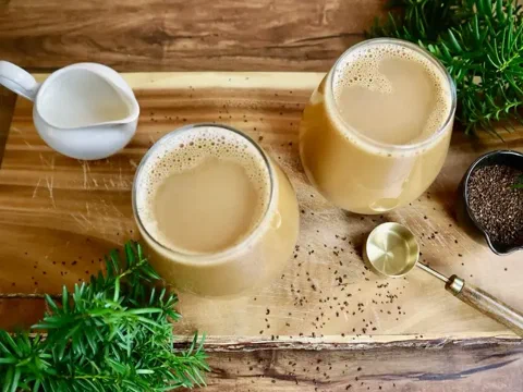 Jarabe de achicoria embotellado, de color oscuro